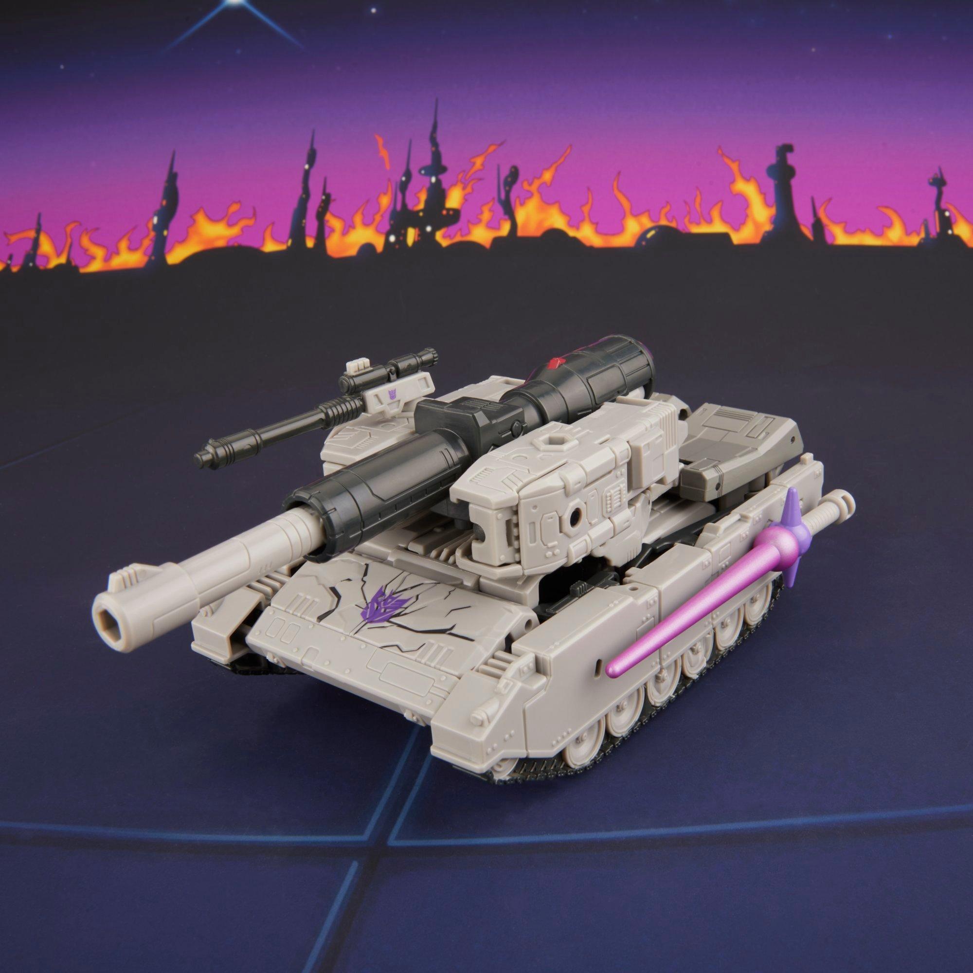 Transformers Studio Series MTMTE Collection The Transformers: The Movie Leader Class Megatron