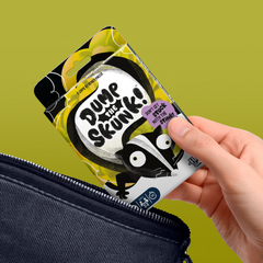 Dump the Skunk! Family Card Game